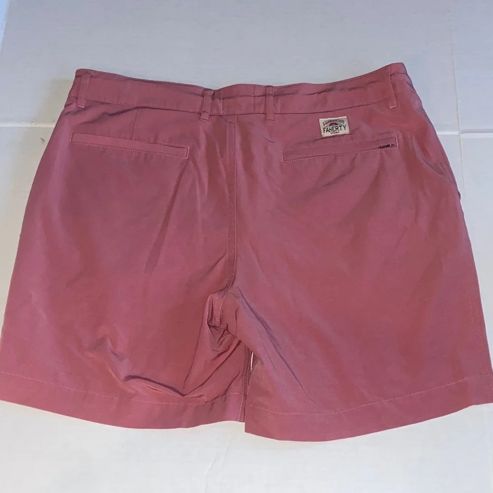 Faherty Men's 33 Casual salmon Shorts